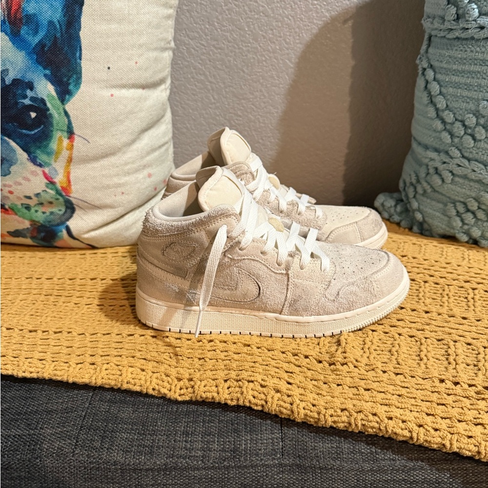Nike Cream High-Top Sneakers
